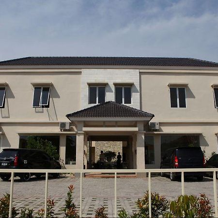 מלון מדאן Roemah Moesi מראה חיצוני תמונה